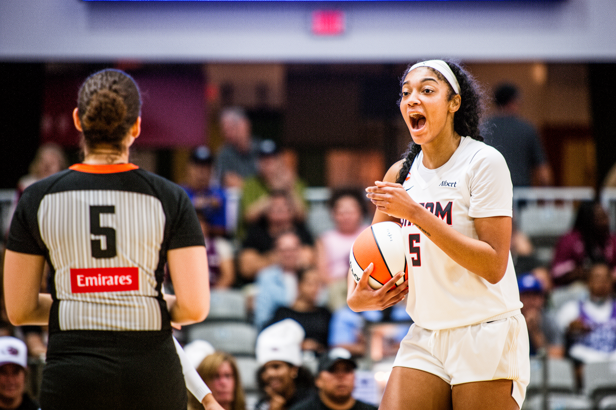 CROWN SPORTS - 亚特兰大核心球员安吉尔·里斯左腿受伤退场，WNBA球迷为何关注？ - 皇冠体育